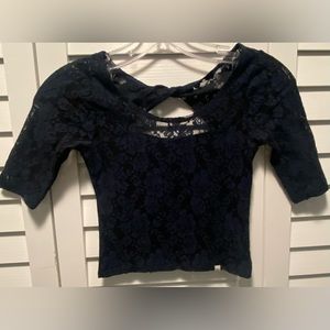 ABERCROMBIE KIDS LACE CROPPED BLOUSE 3/4 SLEEVE TOP SIZE SMALL